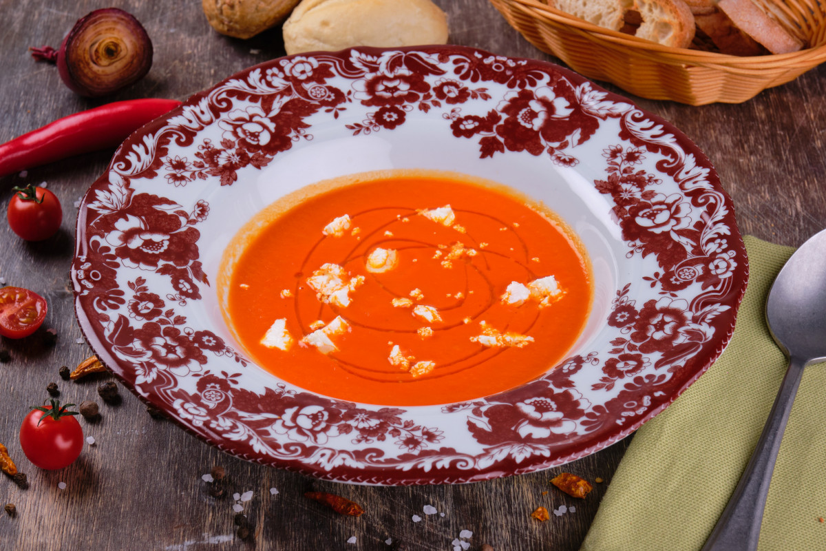 Суп из печеных перцев и томатов